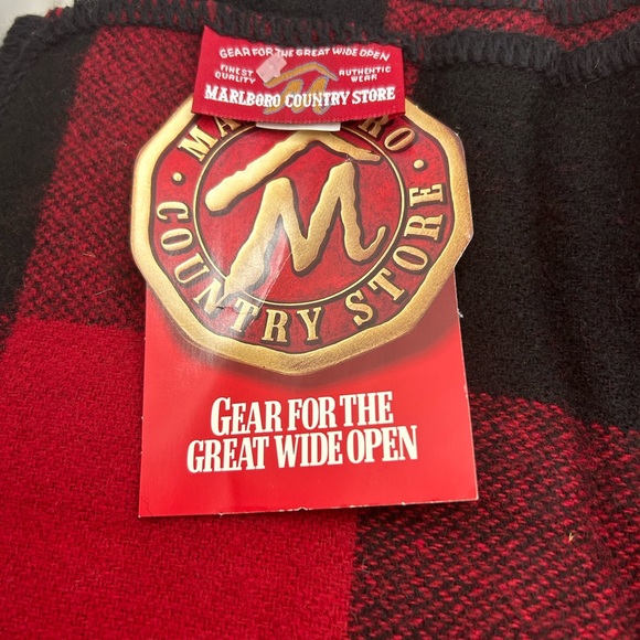 NWT Vtg Marlboro Country Store Wool Blanket Red/Black Buffalo Plaid - Picture 2 of 5